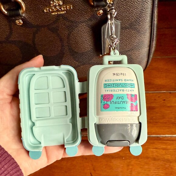 NEW Vacay Luggage PocketBac Holder Bath & Body Works - Picture 2 of 5